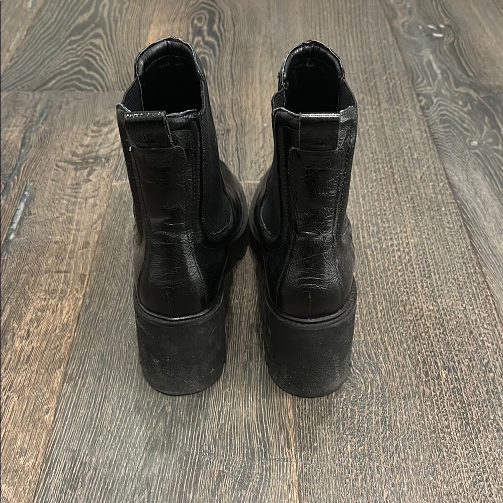 Dolce Vita V-Hawk Black Ankle Boots - Picture 3 of 6
